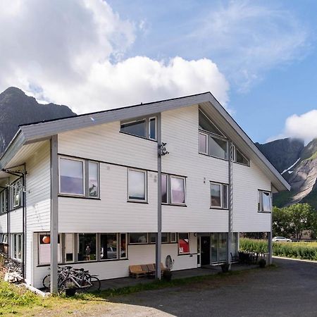Reine Basecamp - Apartments & Rooms المظهر الخارجي الصورة